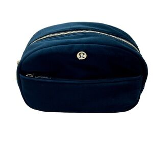 Lululemon Athletica Go Getter Large Black and Gold Cosmetic Pouch 2L